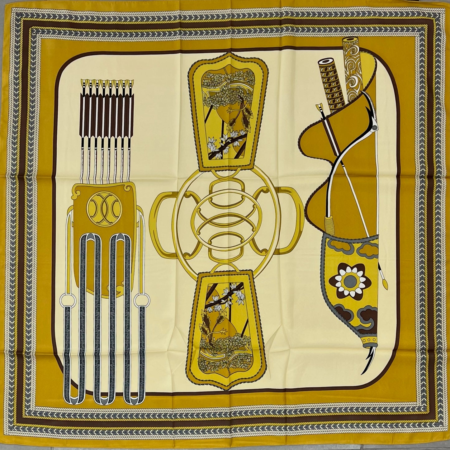 Lenço - 90cm x 90cm