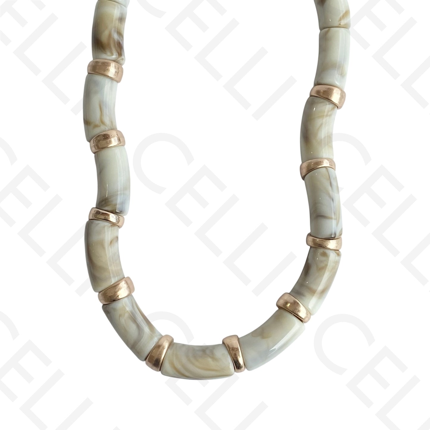 Fashion necklace - wavy resin beads