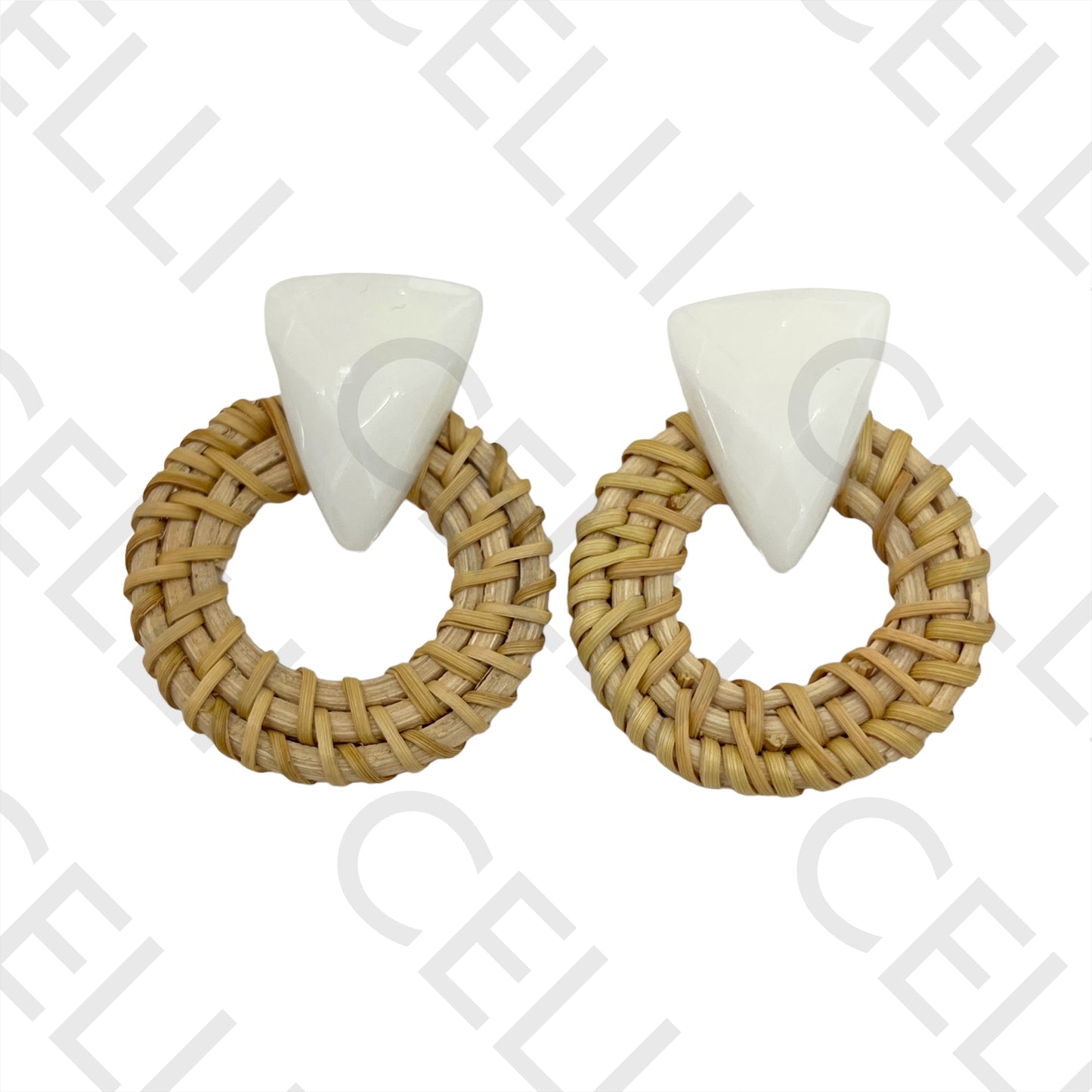 Brinco de Moda com acrílico e bambu