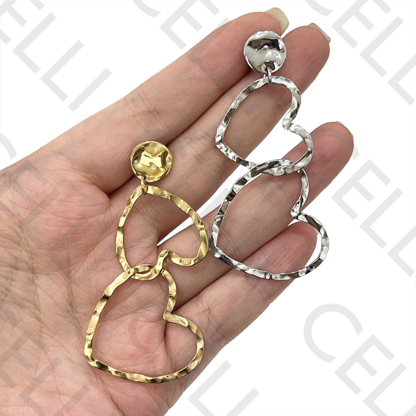 钢制耳环 - 细节心形