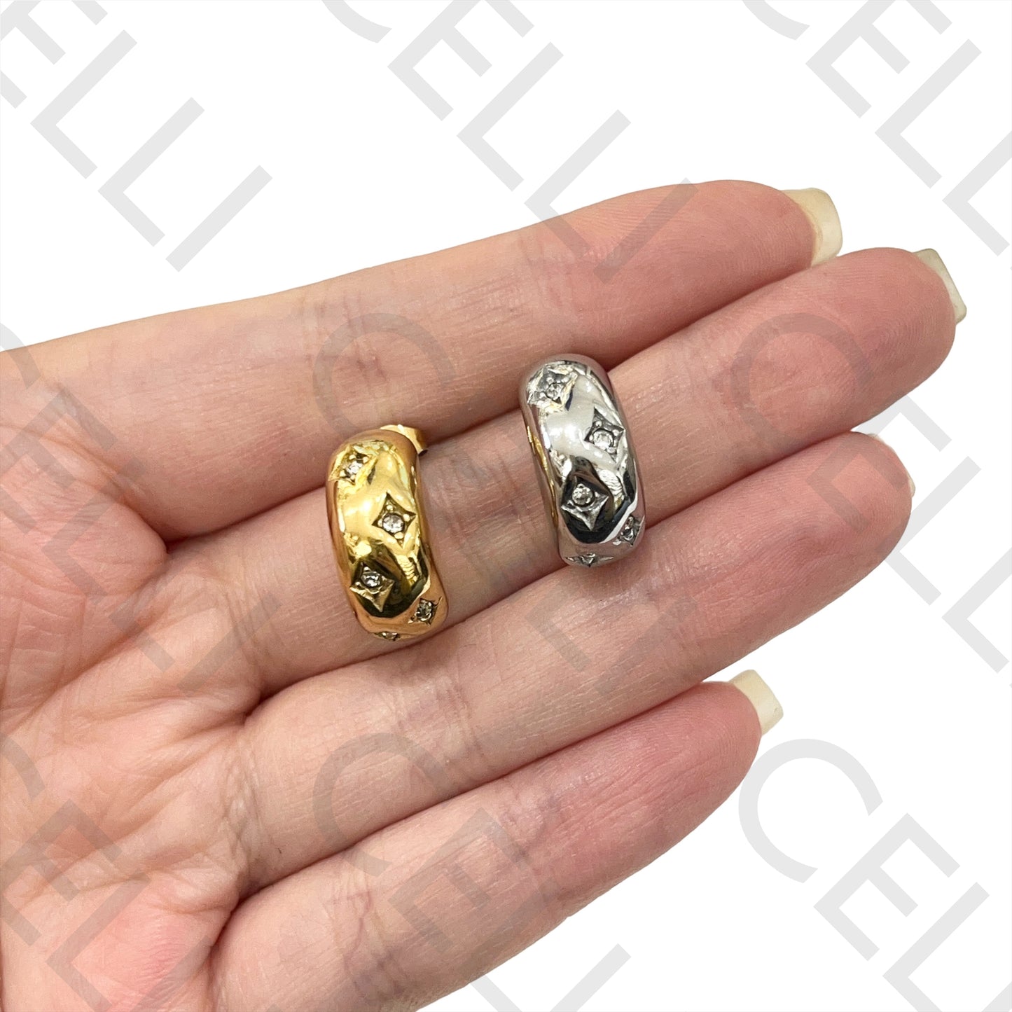 钢制耳环 - 带有闪亮星星