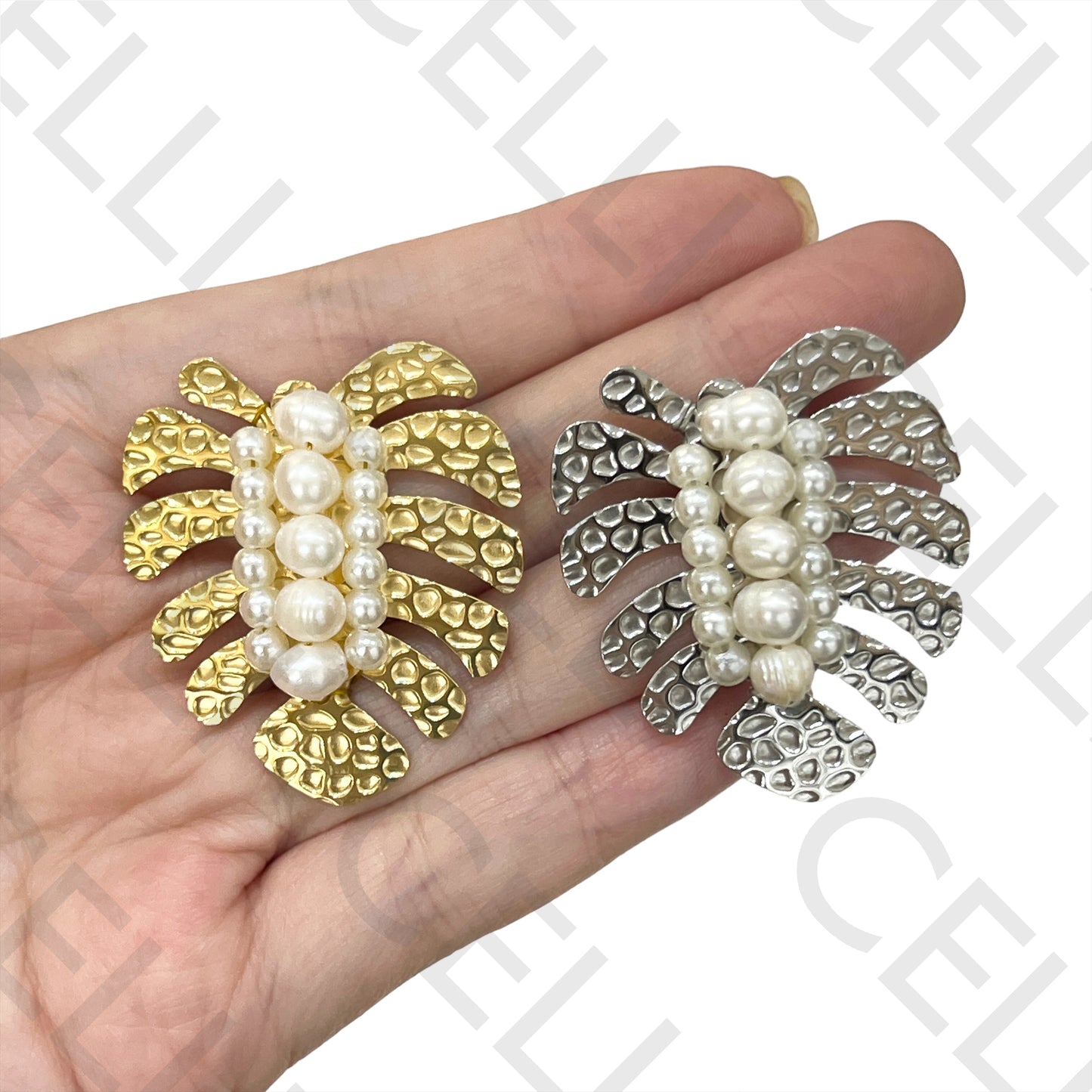 钢制耳环 - 叶子细节带淡水珍珠