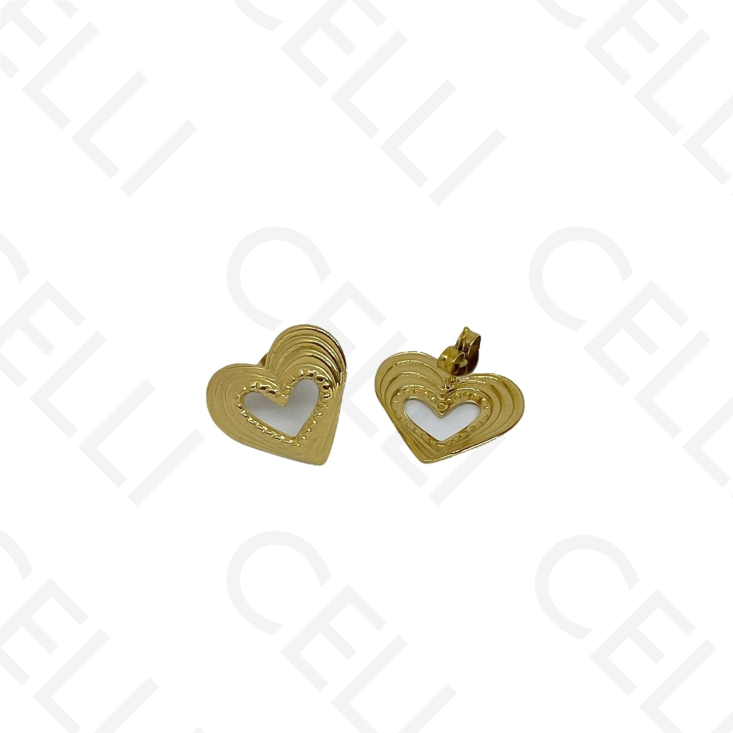 Brinco de aço - coração com madrepérola