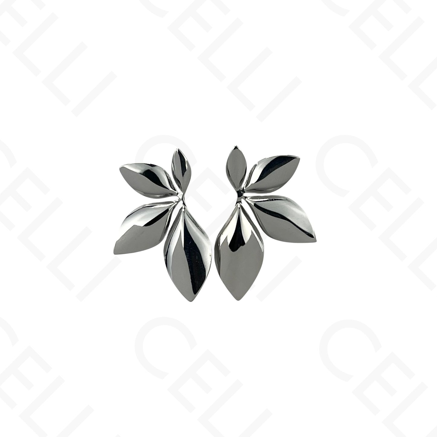 Brinco de aço - meia flor
