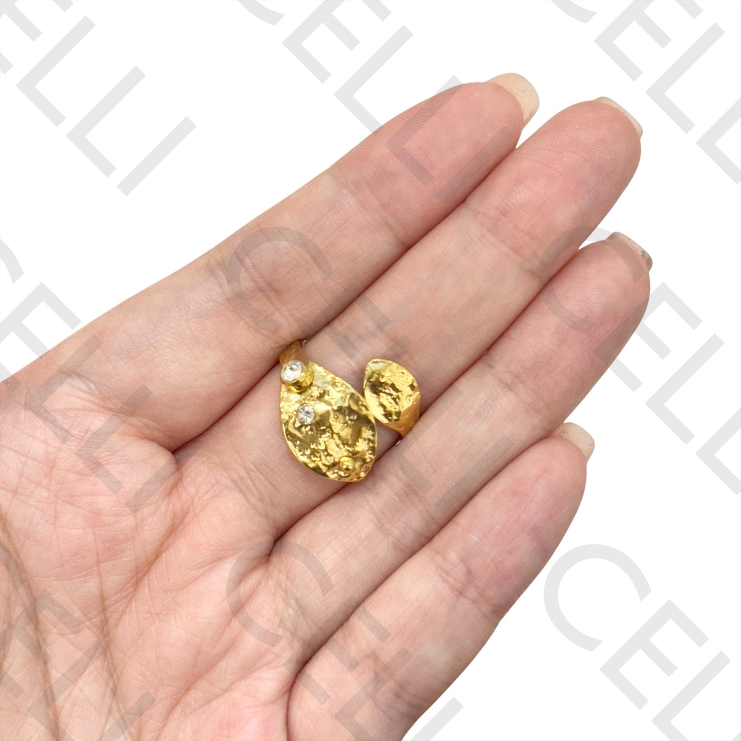 钢制戒指 - 锤打镶钻