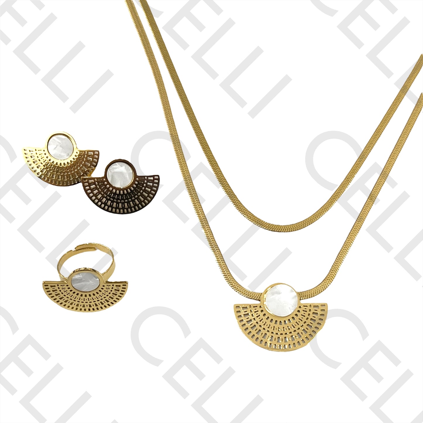 钢制项链、耳环和戒指套装