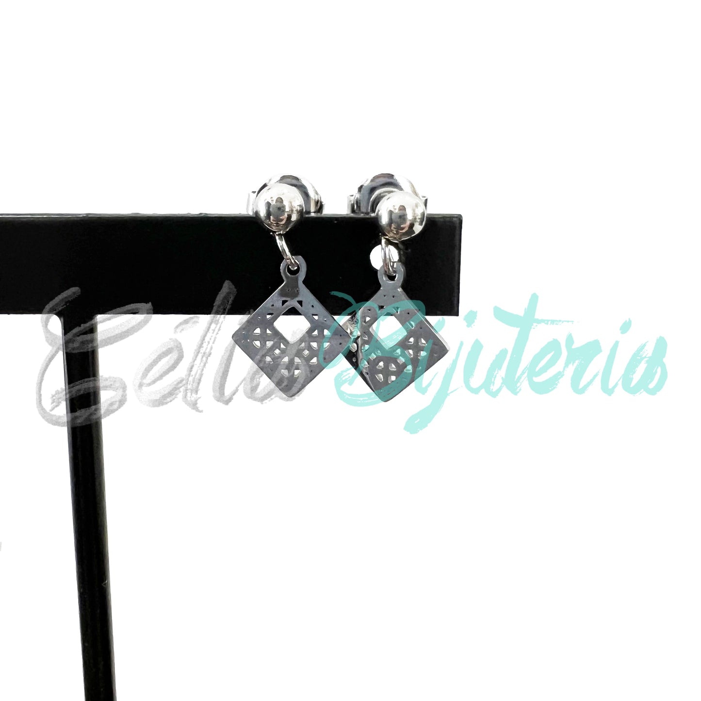 Brinco de Aço Mini com Medalha