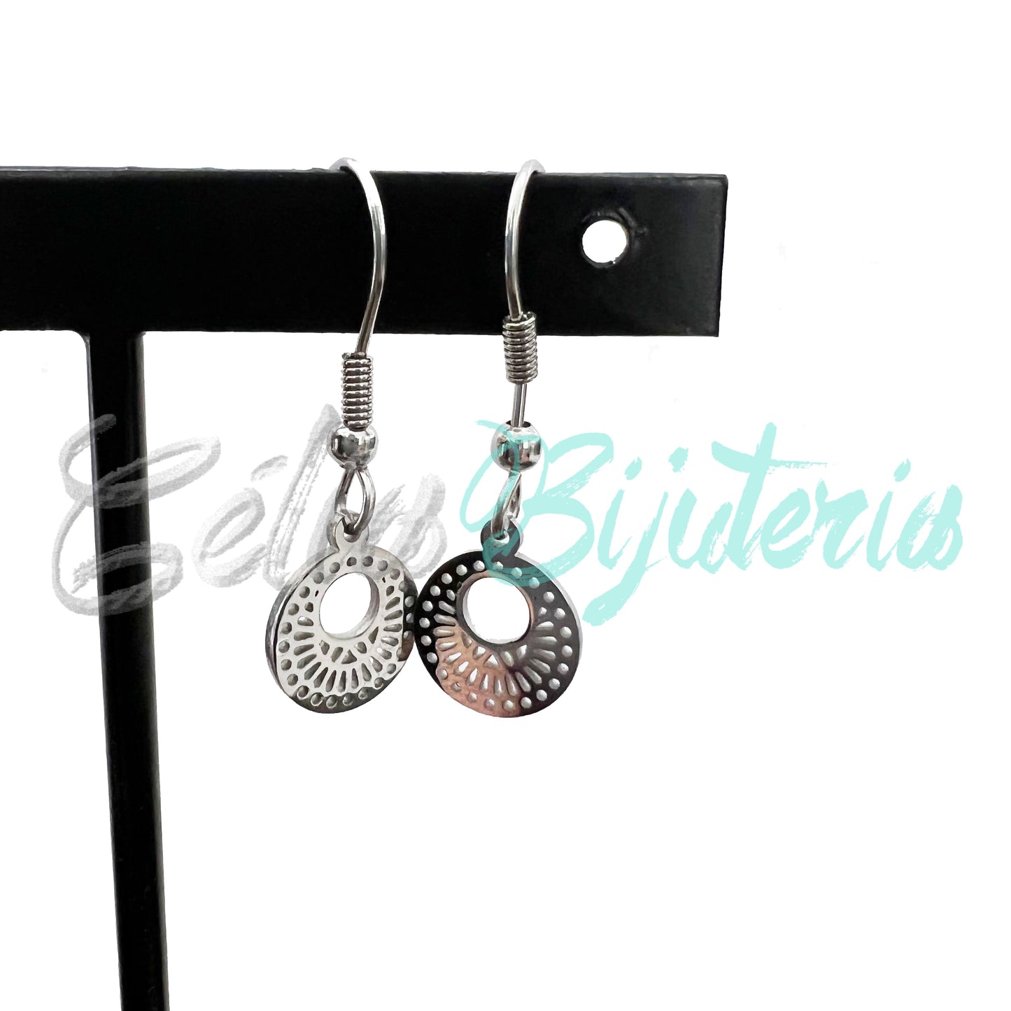 MINI STEEL EARRING WITH MEDAL