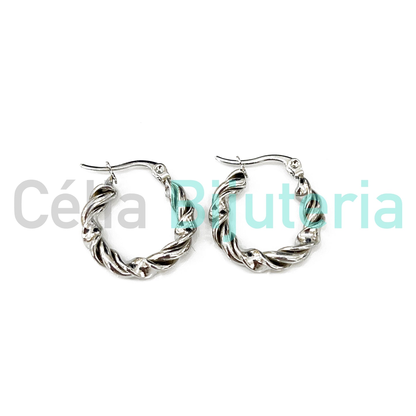 Pendientes de aro de acero - detalles retorcidos