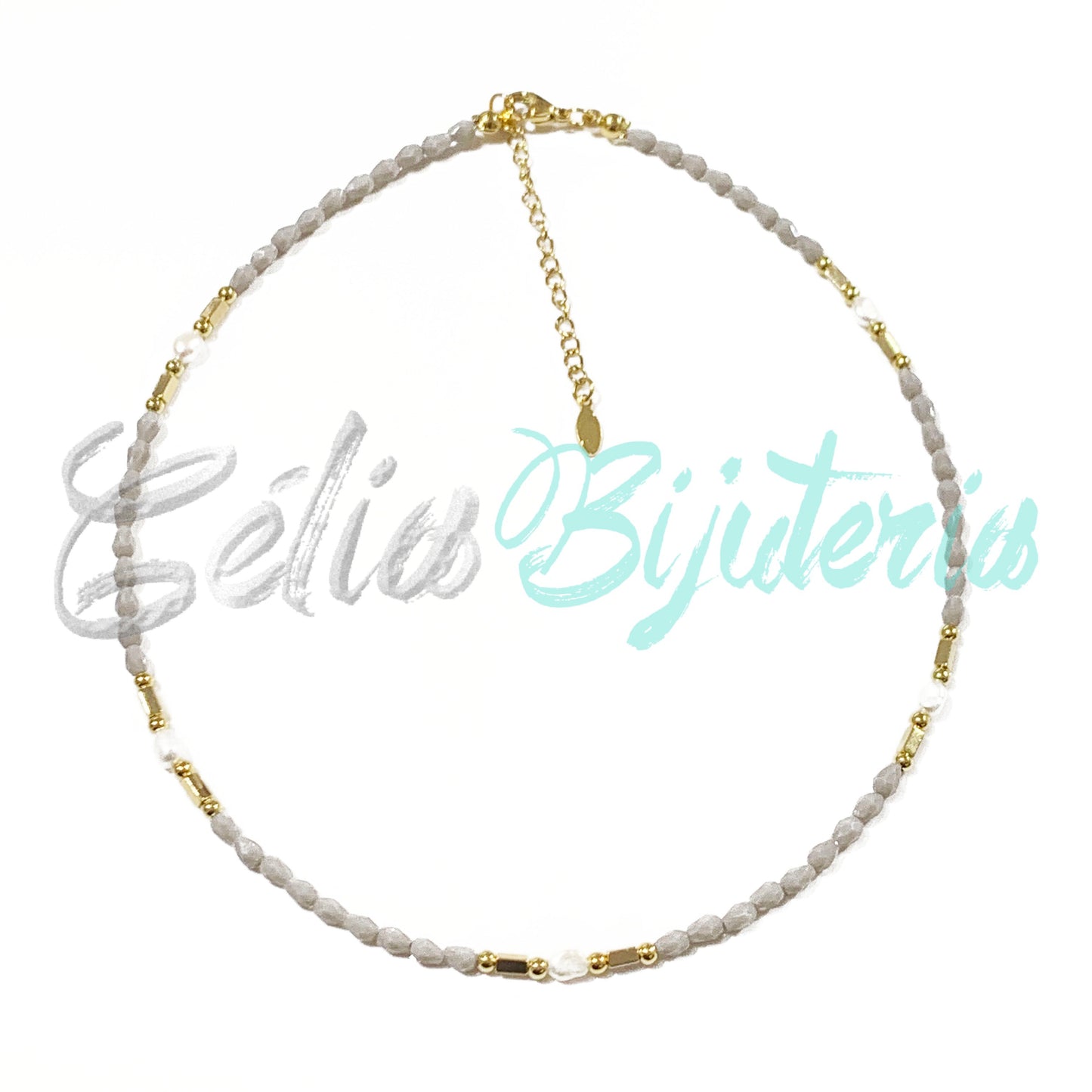 灰色水晶、赤铁矿与天然珍珠项链