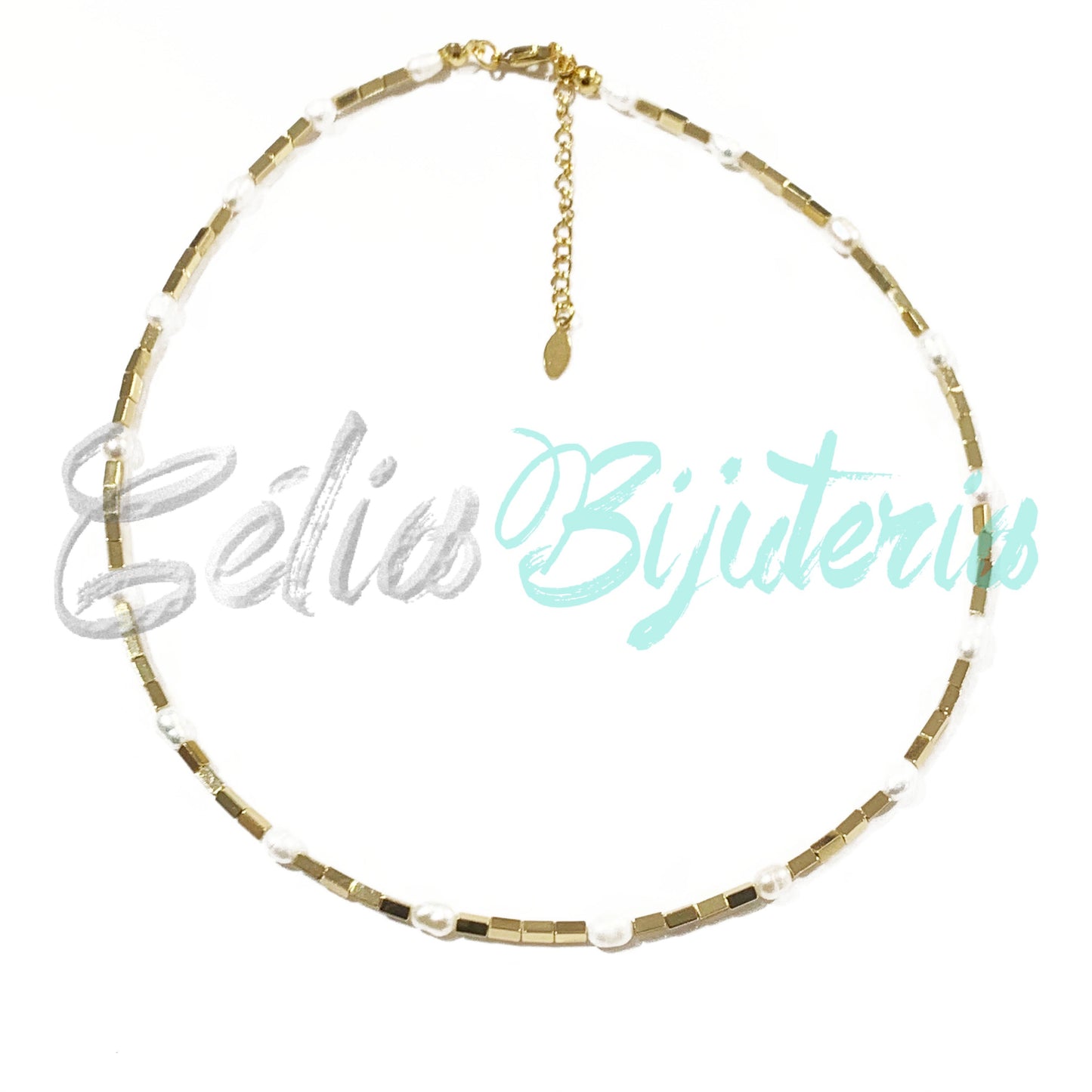 天然珍珠项链与赤铁矿