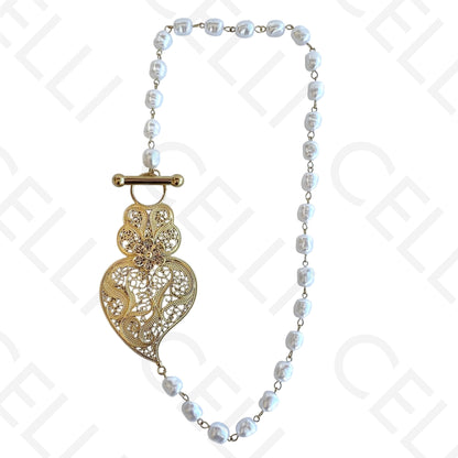 Colar/Brinco de aço -pérolas com pendente coração de viana