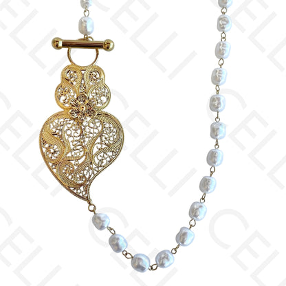 Colar/Brinco de aço -pérolas com pendente coração de viana