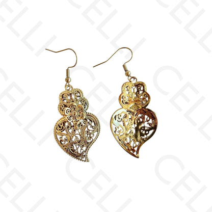 Colar/Brinco de aço -pérolas com pendente coração de viana