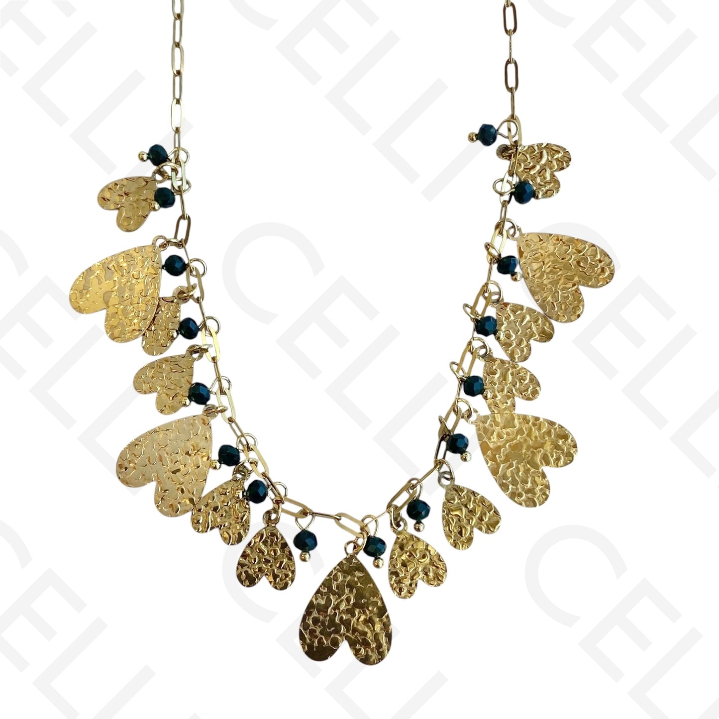 Colar de aço - multi pendentes de coração e cristais facetados