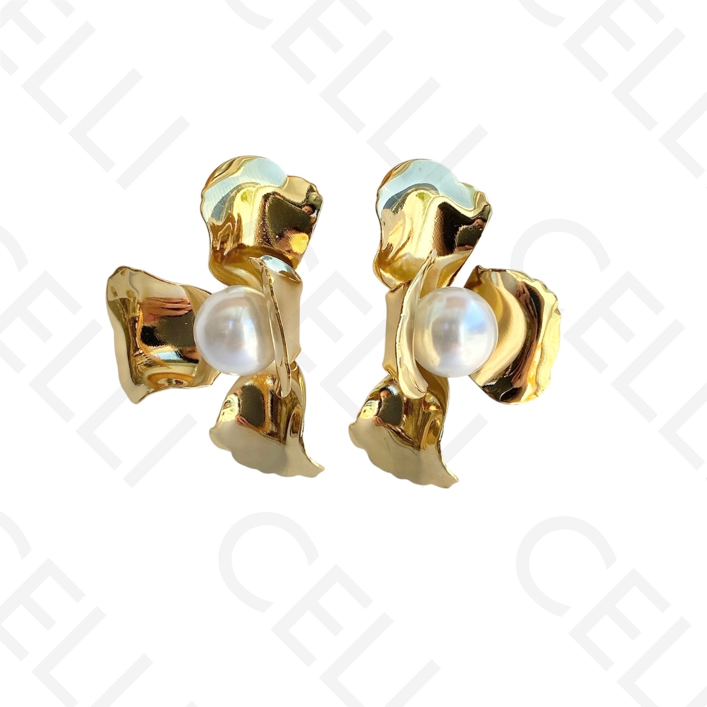 Salto de Acero - flor con perla