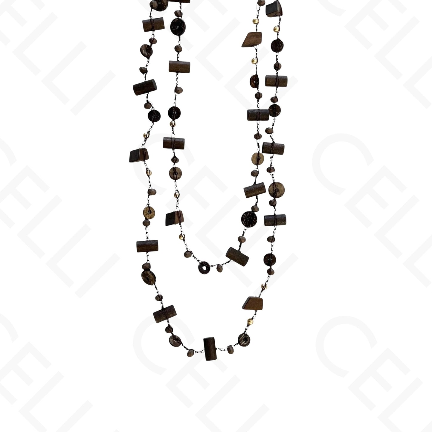 Colar de moda - comprido com entremeios madeira