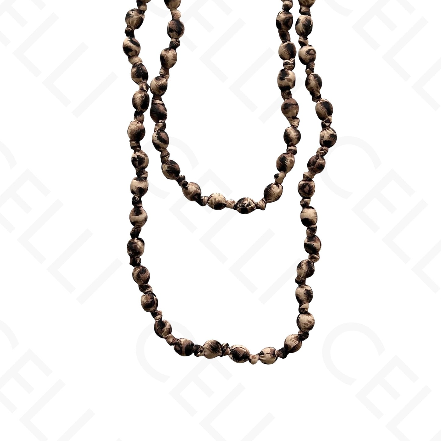 Colar de moda - fio múltiplo con diversas cuentas