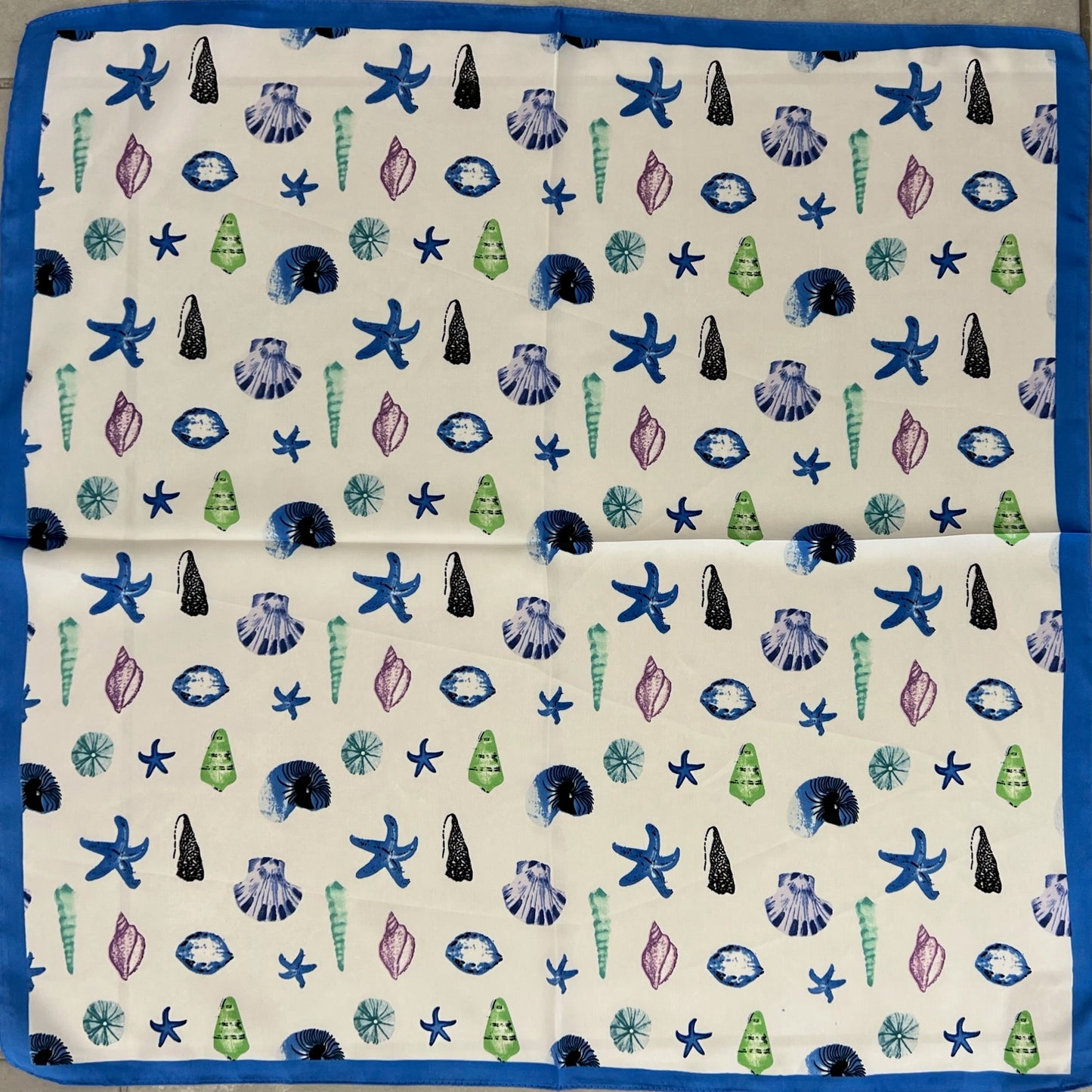Lenço - 70cm x 70cm