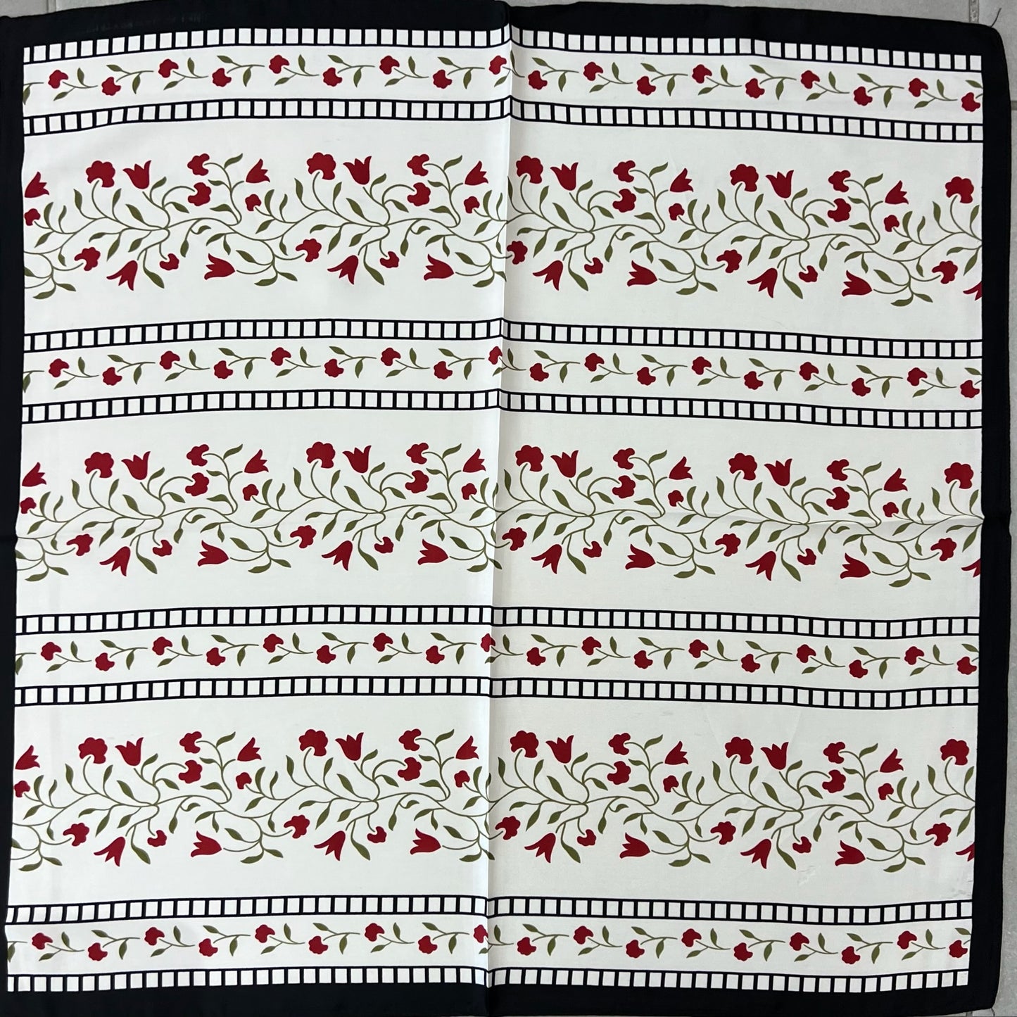 Scarf - 90cm x 90cm
