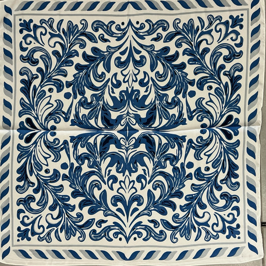 Lenço - 70cm x 70cm