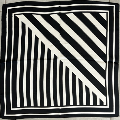 Scarf - 90cm x 90cm