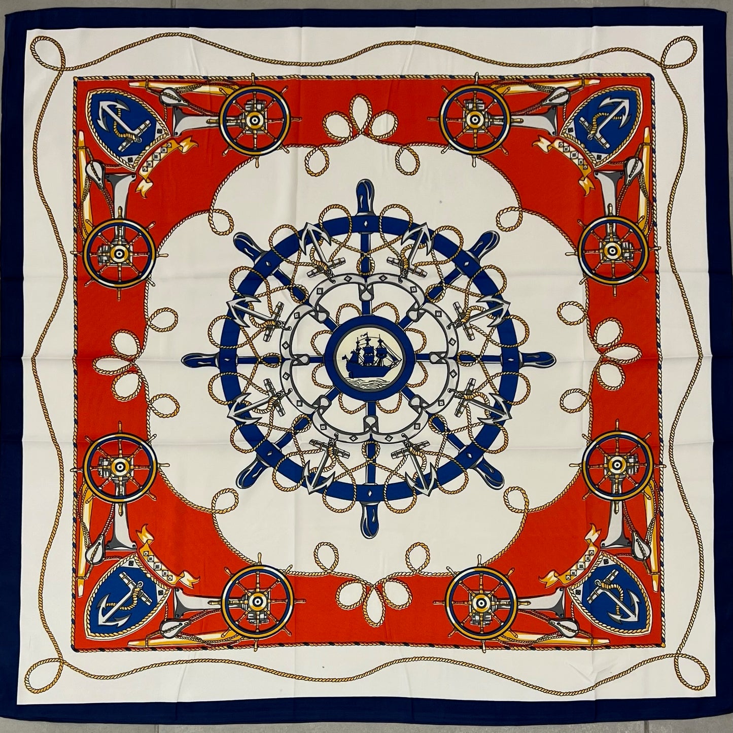 丝巾 - 90cm x 90cm