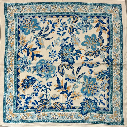 方巾 - 花卉 70cm x 70cm