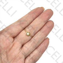 Cargar imagen en el visor de la galería, Anillo de acero - estrella con piedra natural
