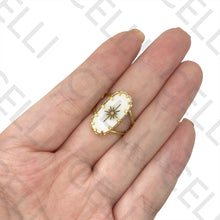 Cargar imagen en el visor de la galería, Anillo de acero - piedra natural ovalada con medalla de sol
