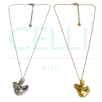 Colar de Aço com medalha