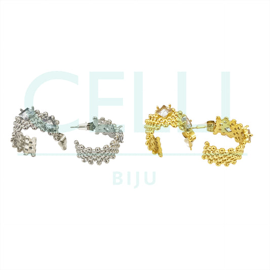 Brinco de Aço - detalhado com brilhantes