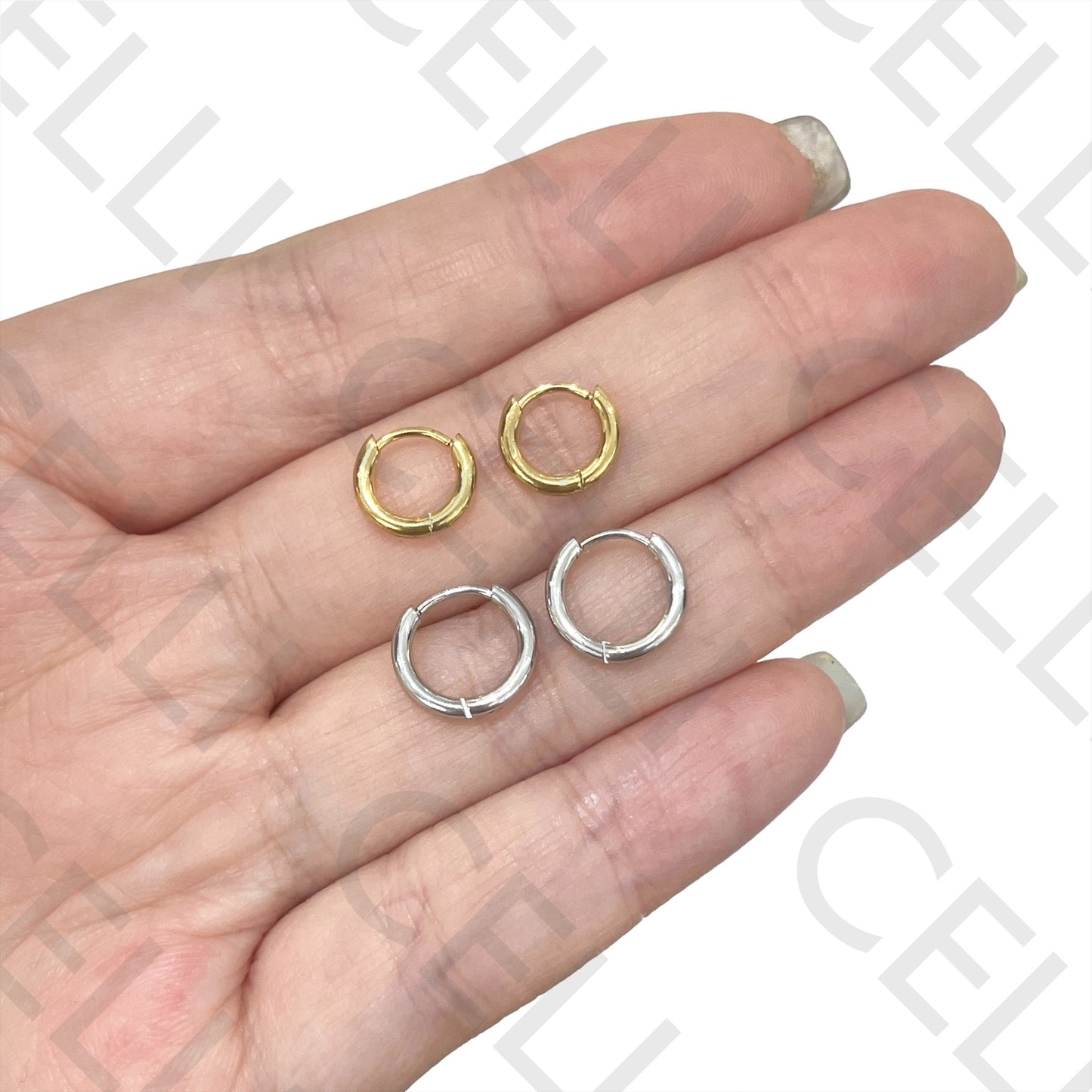 Brinco de Aço - argola básica mini