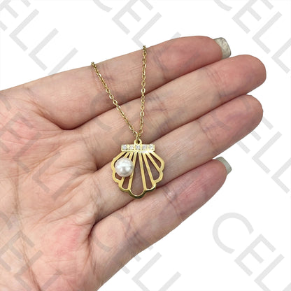 不锈钢项链 - 带珍珠的贝壳