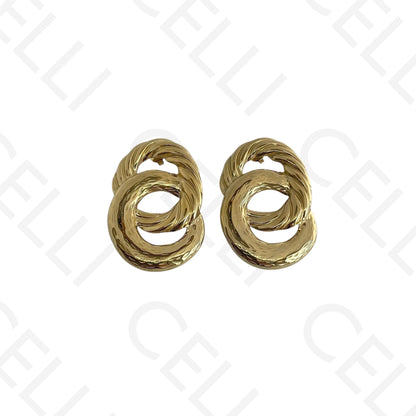 Brinco de aço - dois círculos entrelaçados