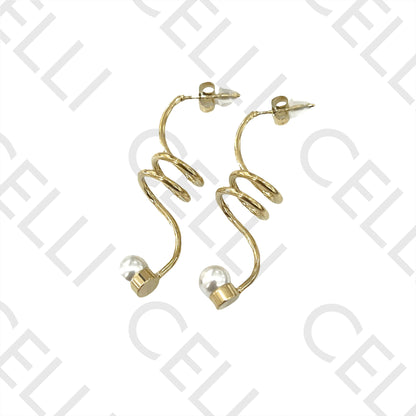 Brinco de Aço com pérolas