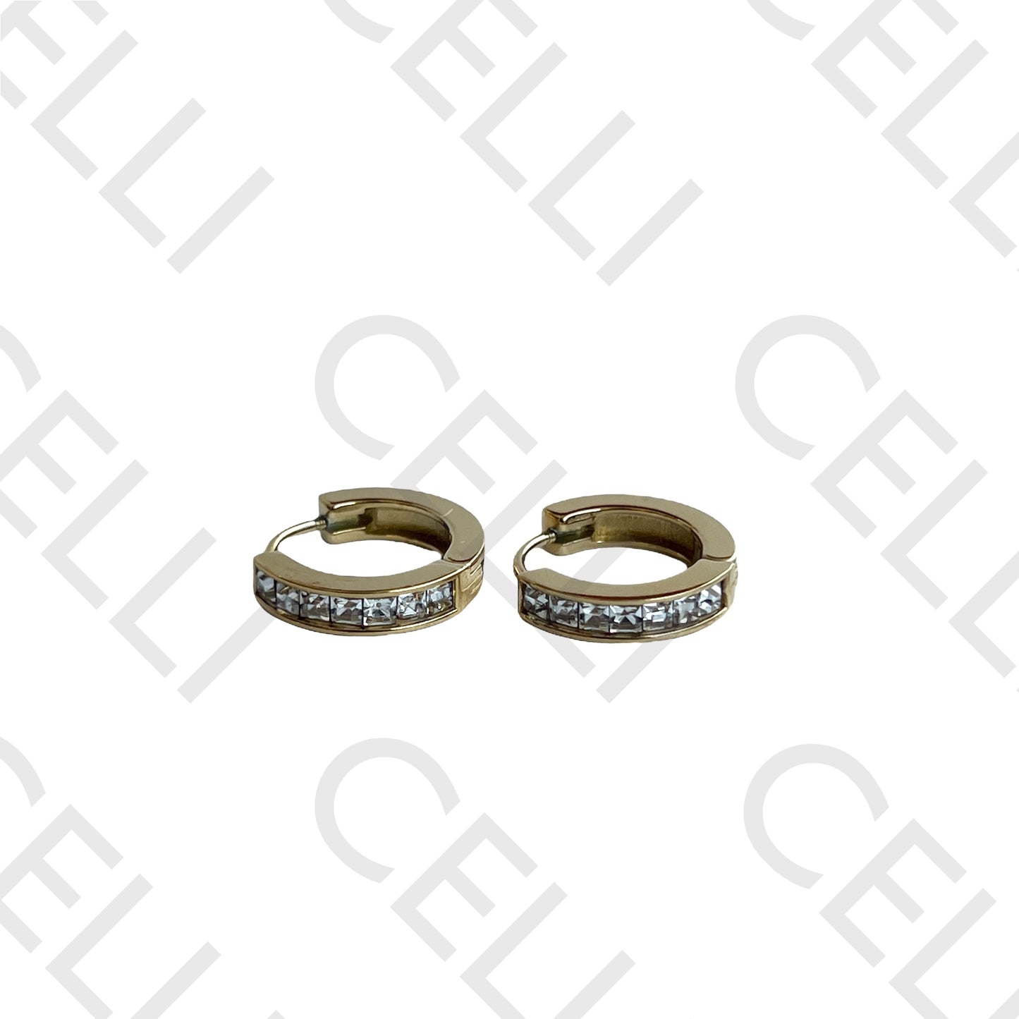 Salto de acero - aro con diamantes cuadrados brillantes