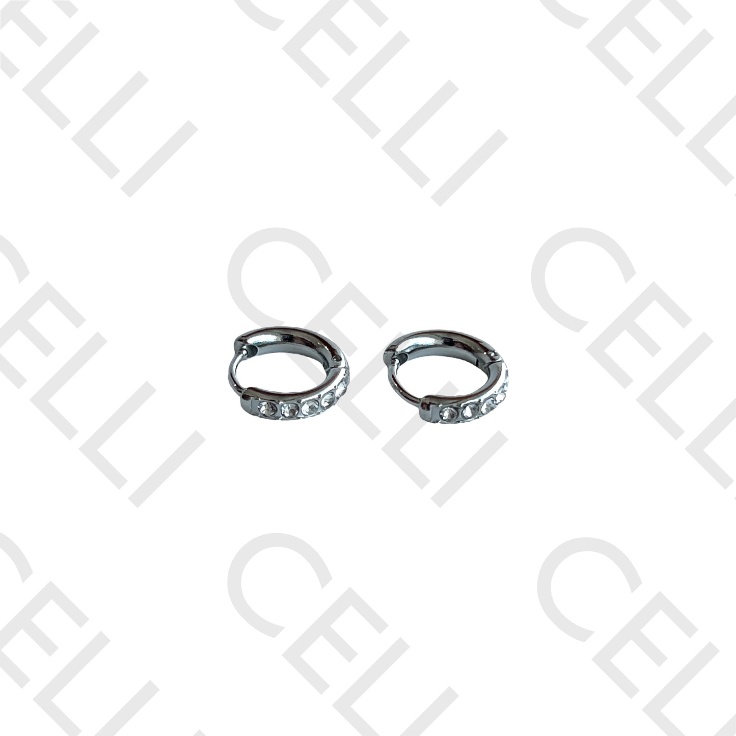 Salto de acero - anillo con diamantes (una fila)