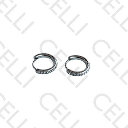 Salto de acero - anillo con diamantes (una fila)