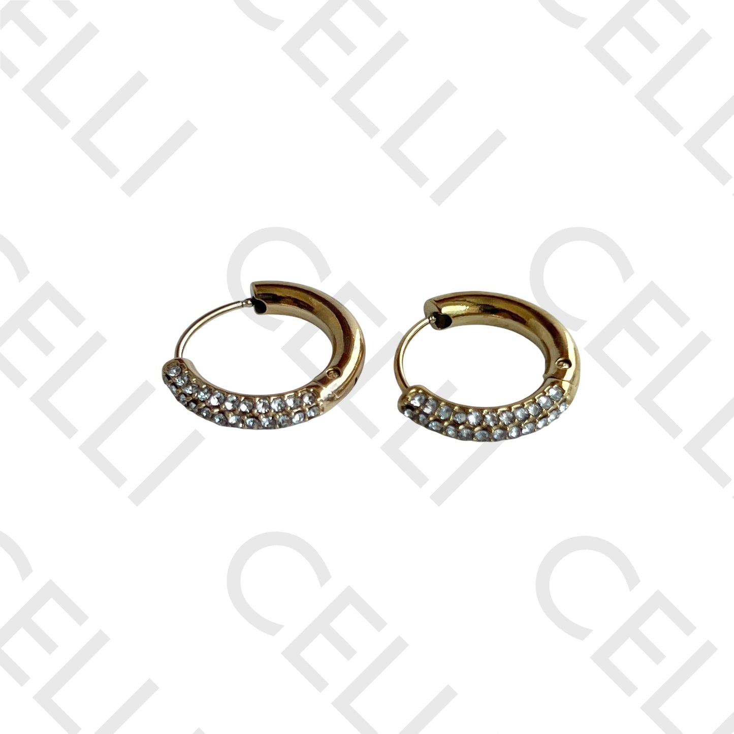 Salto de acero - anillo con diamantes brillantes