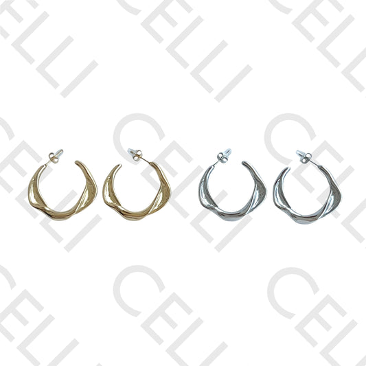 Salto de acero - anillo torcido