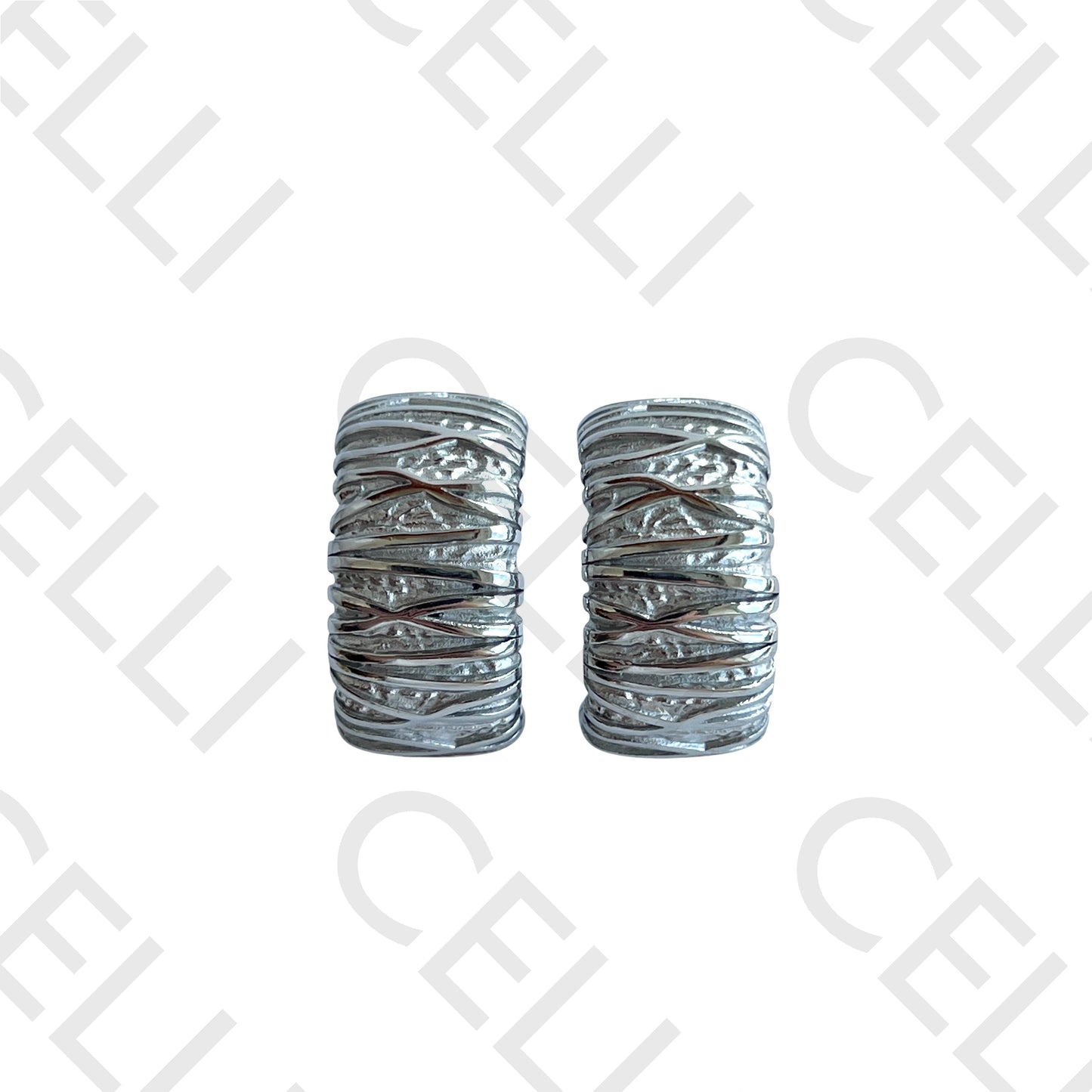 Salto de acero - medio anillo trabajado