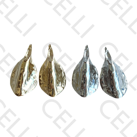 Salto de acero - lámina trabajada