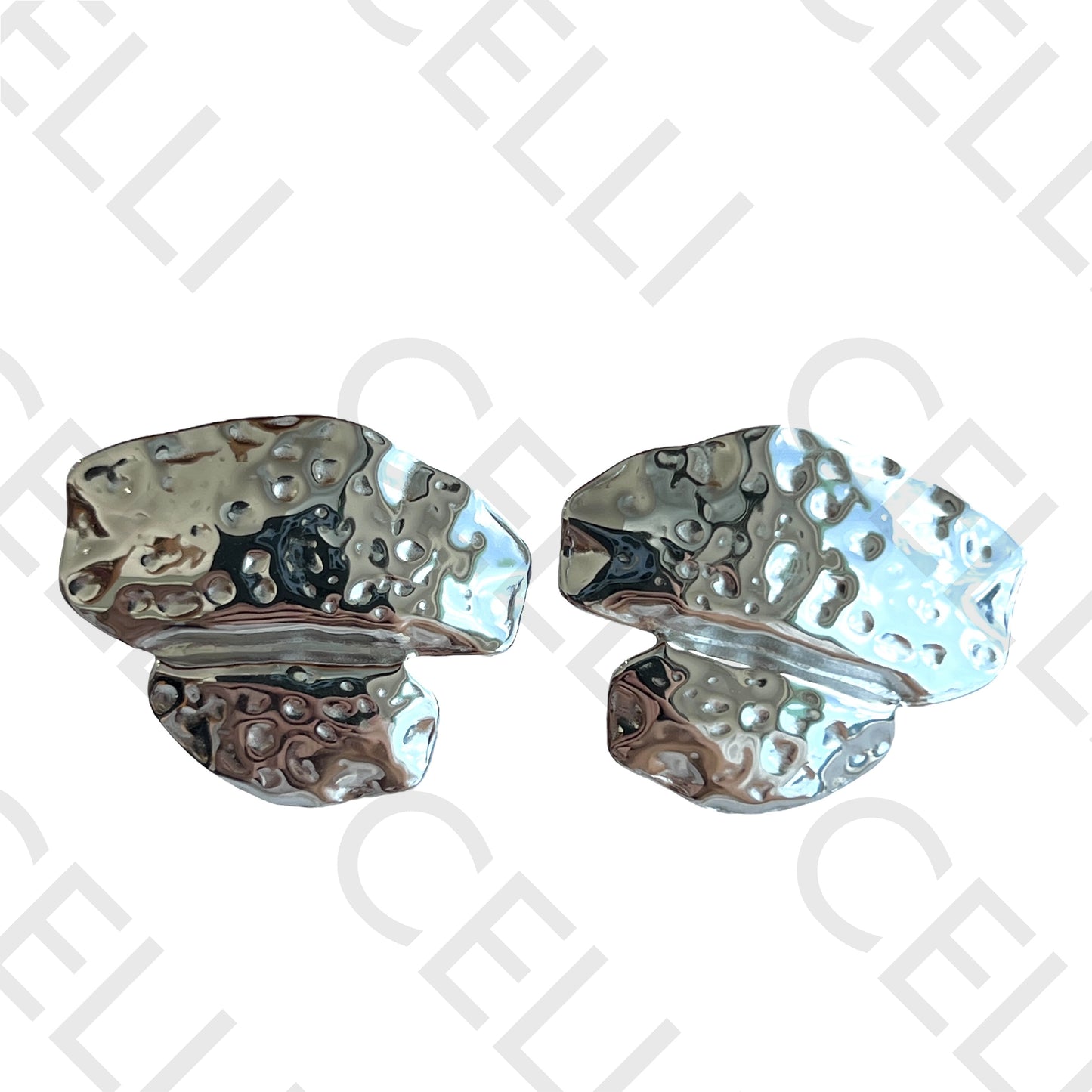 Salto de acero - lámina trabajada