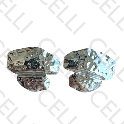 Salto de acero - lámina trabajada