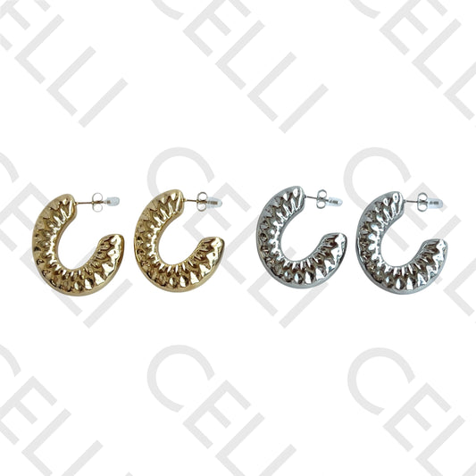 Salto de acero - anillo trabajado (hueco)