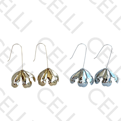 Salto de acero - flor colgante