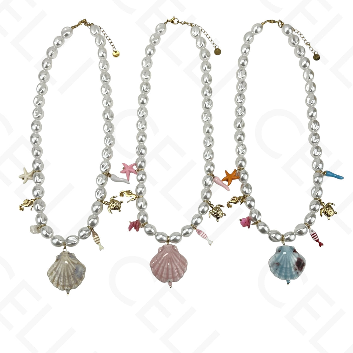 Collar de acero, concha de cerámica y perlas.