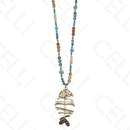 Collar de moda: pez, cuentas de piedra