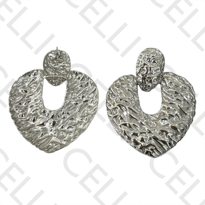 钢制耳环 - 细节心形